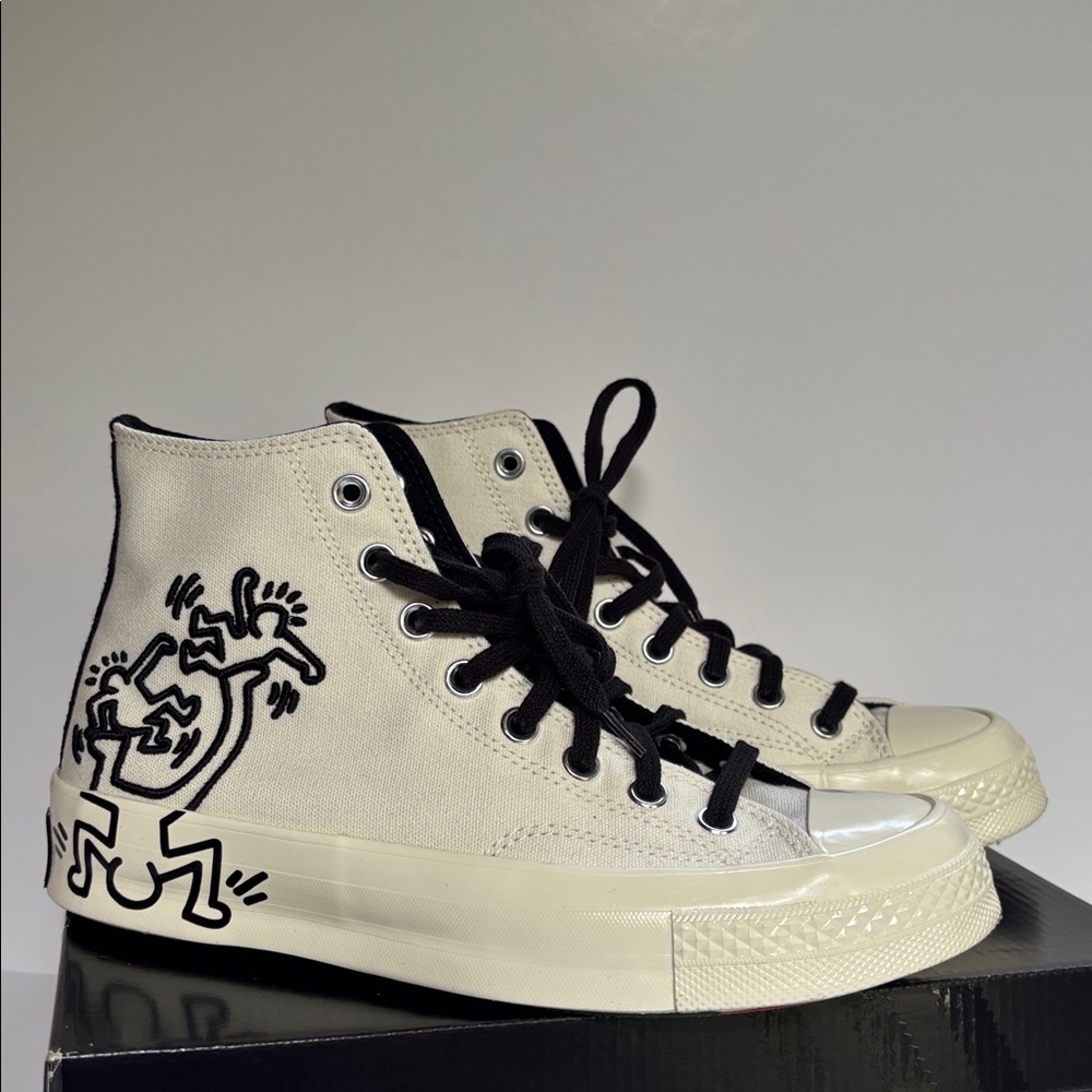 Converse x Keith Haring Chuck 70 Hi Egret / Blk / Red Mens 7 Women’s 9 NWOB
